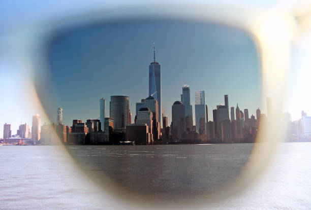 Polarized Sunglasses vs Non-Polarized Sunglasses: Which One is Right for You?
