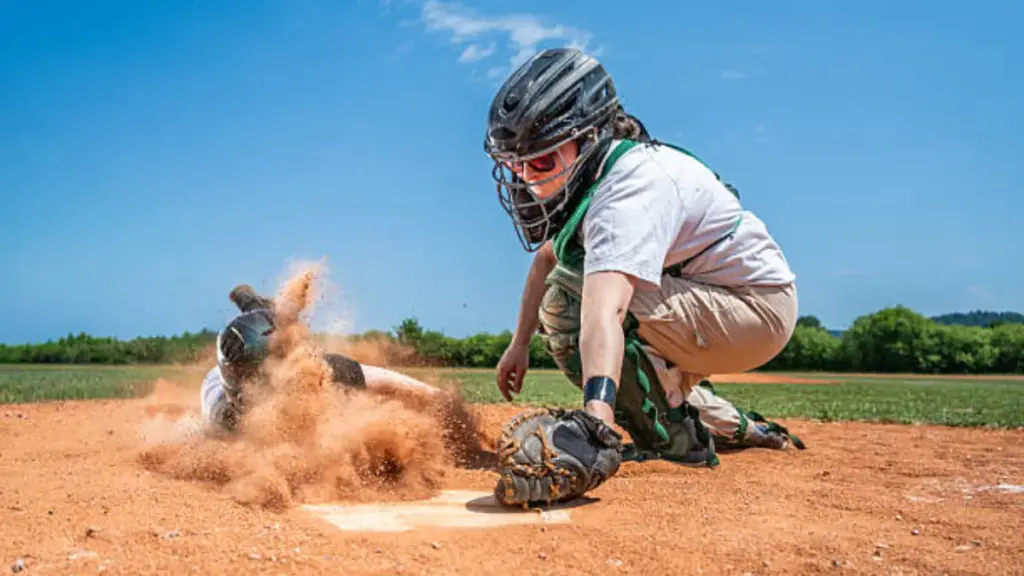 Baseball Flip-Up Sunglasses Guide for Changing Light and Fast Play